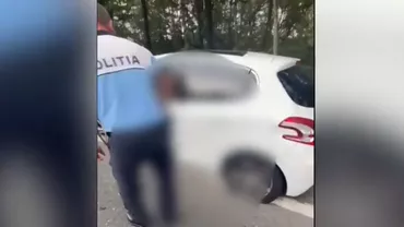Șoferul oprit de polițiști, pe DN1, cu focuri de armă furase mașina din parcarea unui mall, după ce a lovit proprietara. Bărbatul a fost reținut și e acuzat de tâlhărie calificată (VIDEO)