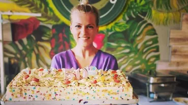 Părinții lui Dragoș Bucur au făcut nunta de aur. Ce surpriză le-a făcut nora lor, Dana Nălbaru