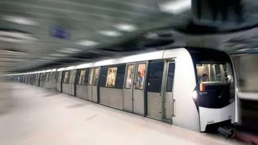 Incident la metrou. Un bărbat s-a urcat pe un vagon și a vrut să pulverizeze substanțe dintr-un extinctor