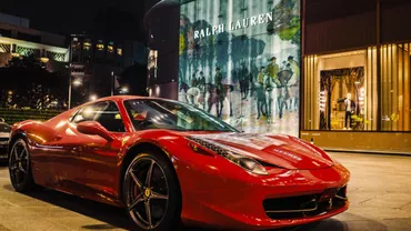 Ferrari va accepta criptomonedele ca modalitate de plată pentru mașinile din SUA