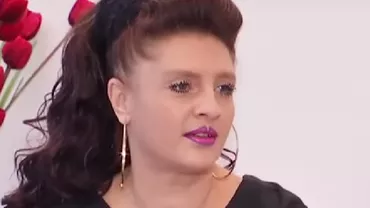 Cornelia nu a mai păstrat secretul! Cum își face cea mai bătrână dansatoare a maneliștilor genele atât de lungi: „Îmi ia cam jumătate de oră”