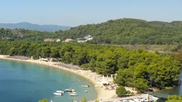 Au vrut o viaţă ca o vacanţă permanentă. Ce spun doi români din Craiova după ce s-au mutat în Grecia: „Toată lumea ajunge să treacă de 100 de ani aici!”