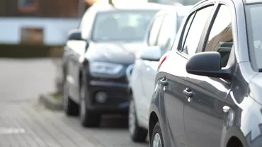 Prețurile RCA au crescut vertiginos: Polițele s-au scumpit cu până la 60% în ultimii patru ani, deși tarifele sunt plafonate