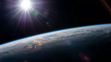 Al doilea satelit românesc, construit de elevi, va fi lansat în spațiu cu o rachetă a lui Elon Musk