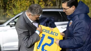 Premierul Marcel Ciolacu a venit la antrenamentul naționalei României înaintea partidei cu Elveția: „Suntem mândri de voi! Hai, România”