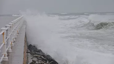Din cauza vântului puternic, toate porturile din Constanța au fost închise