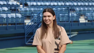 Simona Halep, surprinsă în timp ce se antrenează alături de un bărbat, în Dubai / Cine este cel care a complimentat-o: „E grozavă!”