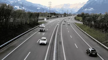 Elveția: Aproape 10.000 de șoferi au fost amendați din greșeală în mai puțin de o lună / Radarele greșit calibrate arătau viteze mari