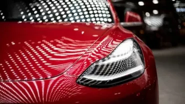Tesla dă în judecată guvernul suedez, după ce lucrătorii poștei au blocat livrarea plăcuțelor de înmatriculare: „Un atac discriminatoriu...”