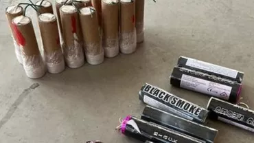 Arsenal pirotehnic depistat și confiscat de Jandarmeria Bucureşti la meciul România - Elveţia