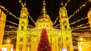 Târgul de Crăciun de la Budapesta este cel mai frumos din Europa, din acest an