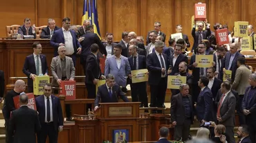 Adrian Vigheciu (PSD), despre scandalul din Parlament: Nu e nicio diferență între Gheorghe Mustață de la Steaua și ce s-a întâmplat acolo. A fost efectiv un circ făcut de AUR și de USR (VIDEO)