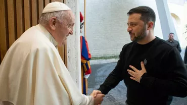 Volodimir Zelenski și Papa Francisc, discuție telefonică / Ce au vorbit cei doi: „Victimă și agresor”