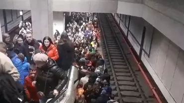 Blocaj la metrou: Evacuare în masă pe magistrala Pipera-Berceni