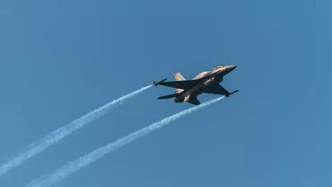 Un avion de luptă american F-16 s-a prăbuşit în mare, în Coreea de Sud. Pilotul a reușit să se catapulteze