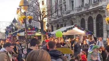 Protestele continuă în Serbia. Studenții au blocat străzile din centrul Belgradului și cer renumărarea voturilor (VIDEO)