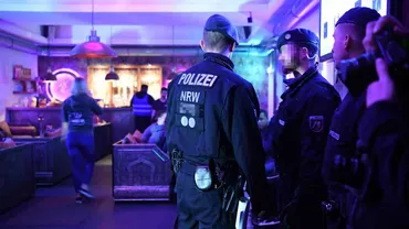 4 polițiști răniți și 7 arestați, după ce angajații unei companii s-au luat la bătaie, la petrecerea de Crăciun