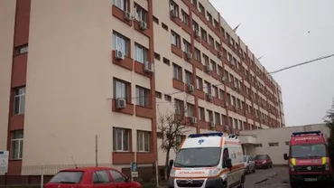 Pacientă plimbată 35 de ore pe drumuri pentru că la Spitalul Județean Ploiești nu era medic neurolog / Conducerea SJU: Nu avem medici, iar angajările au fost blocate din vară, odată cu Ordonanța Austerității