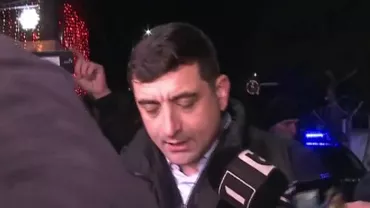 Protestul fermierilor a încins spiritele la intrarea în Capitală. Coloana de utilaje agricole a fost oprită de blocada Poliției. Simion și Șoșoacă au venit să facă scandal, dar au fost huiduiți de manifestanți (VIDEO)