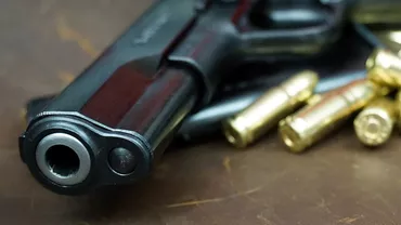 Panică într-un parc din Satu Mare. Mai mulți trecători au fost amenințați cu pistolul de un ucrainean