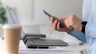Țeapa de care a avut parte un român atunci când și-a cumpărat un telefon mobil de pe internet: „Suntem oficial în urmă cu 18 ani”