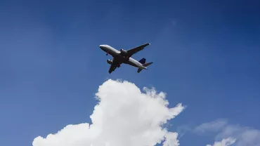 Alertă! Un avion a ratat de două ori aterizarea pe Aeroportul Otopeni și a ajuns la Sofia. Ce le-a spus pilotul pasagerilor, după cele întâmplate