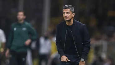 Răzvan Lucescu, seară cu ghinion: A luat gol în minutul 120+9 și a pierdut la loviturile de departajare