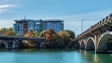 Mai multe cadavre găsite într-un lac din Texas, în ultimele 20 de luni. „Nu ne dau niciun răspuns concret”
