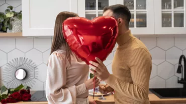 Cadouri ideale pentru Ziua Îndrăgostiţilor! Cum să-ți surprinzi jumătatea în luna dragostei
