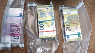 Un român care venea din Spania, prins cu peste 200.000 de euro în bagajul de cală  / A rămas fără toți banii pe aeroportul Otopeni