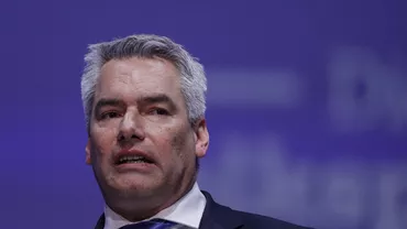 Karl Nehammer, la Congresul PPE de la București: Avem nevoie de proceduri de azil rapid implementate și trebuie să ne asigurăm că cei care se află ilegal pe teritoriul UE sunt repatriați (VIDEO)