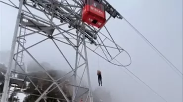 Declarațiile turiștilor blocați în telecabina de la Bâlea Lac, după ce au fost coborâţi cu ajutorul corzilor de alpinism. Misiunea de salvare a durat două ore