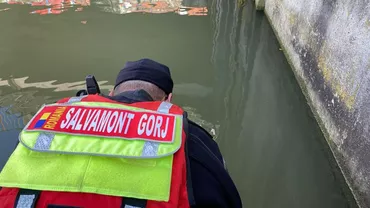 Salvamontiştii din Gorj au extras cadavrul femeii înecate într-un baraj de pe râul Olt