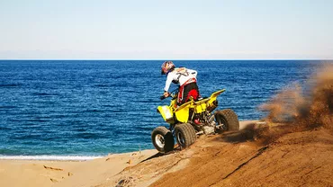 Un adolescent a fost prins în trafic băut și fără permis, în Constanța. Conducea un ATV neînmatriculat