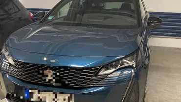 O mașină în valoare de zeci de mii de euro, furată din Franța, a fost confiscată de la un bărbat din Neamț