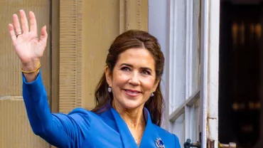 Kate Middleton și-a găsit geamăna! Gesturile Reginei Mary a Danemarcei și cele ale prințesei de Wales sunt identice