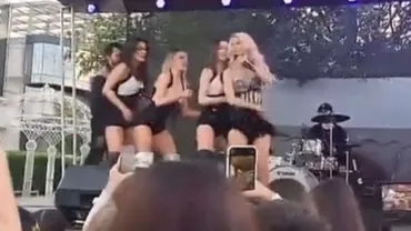 Andreea Bălan a căzut pe scenă. Cum a reacționat artista după momentul stânjenitor (VIDEO)