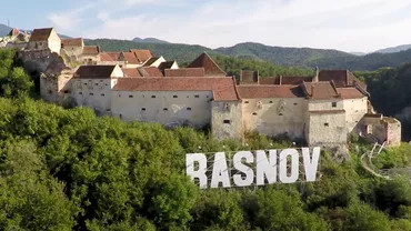 Cetatea Medievală Râșnov a fost recuperată de Primăria Râșnov. Când va fi lansată o nouă licitație pentru o firmă care să finalizeze restaurarea cetății