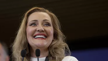 Elena Lasconi, despre Călin Georgescu: „Atunci când am atras atenția că țopăie trolii pe rețelele sociale am fost ridiculizată”