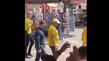 Marcel Ciolacu, huiduit de suporterii români pe străzile din Frankfurt / Premierul a mers iar în Germania, pentru meciul Slovacia - România (VIDEO, FOTO)