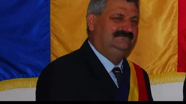 Cum se strâng voturile în unele comune: „O țuică, o bere. Sunt mulți boschetari d-ăștia, merg cu tine și votează. Dar dacă nu i-ai luat la prima oră, nu ai nicio șansă, e morți, e terminați”