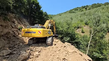 Şeful CNAIR: Ritmul lucrărilor pe Valea Oltului este bun; antreprenorul va suplimenta numărul de utilaje şi de muncitori