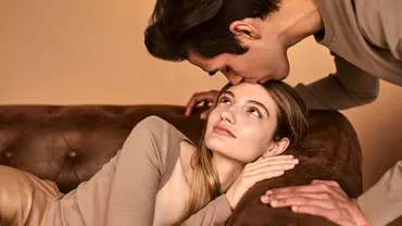 Pași pentru a vorbi deschis despre intimitate cu partenerul tău