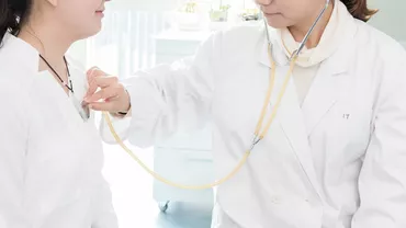 FDA a aprobat perfuzia portabilă destinată pacienților cu Parkinson avansat. Când va fi disponibilă