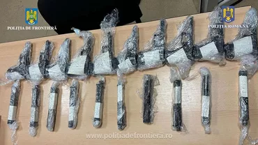 Șofer de TIR prins cu 10 pistoale în patul din cabină, la intrarea în România prin vama Calafat