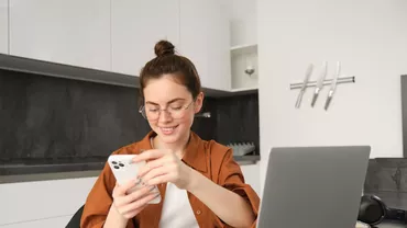 10 activități interesante de weekend pe care le poți încerca online