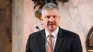 Primarul din Târgu Mureş, acuzat că ar fi primit mită opere de artă de circa 200.000 de euro / Soos Zoltan a fost plasat sub control judiciar