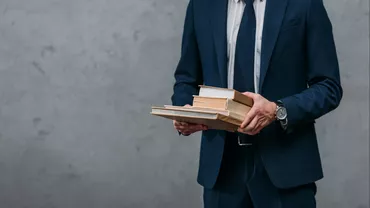 Citește asta înainte să angajezi un avocat! 11 sfaturi care îți pot salva banii și nervii