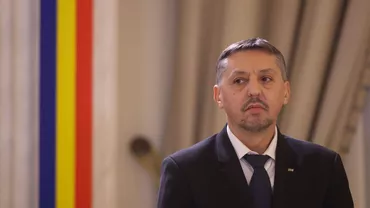 Daniel David: În România, elevii și profesorii au interzis prin legi și norme să folosească telefoanele în timpul orelor. Degeaba vin la mine, ministru. Regulile există, să le aplice! (VIDEO)