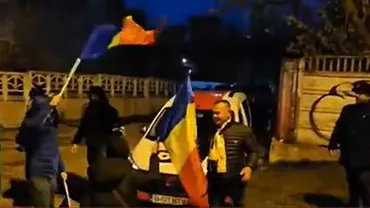 Violențe la protestul AUR din Capitală. O mașină a știrilor B1 TV a fost vandalizată iar un operator a fost lovit cu brutalitate (VIDEO)